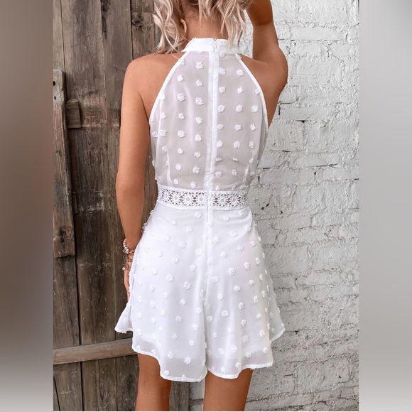 Boho Swiss Dot Guipure Lace Insert Halter Neck Romper - Picture 4 of 6